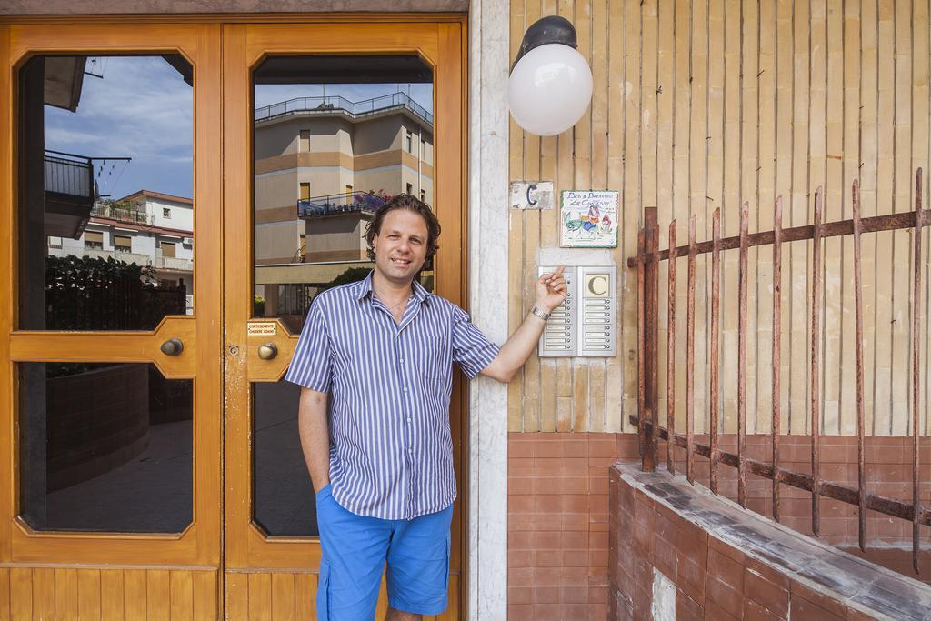B&B La Contessa Салерно Экстерьер фото